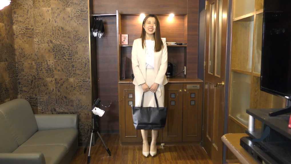 日本足模面试—狂舔小姐姐亮肉丝足