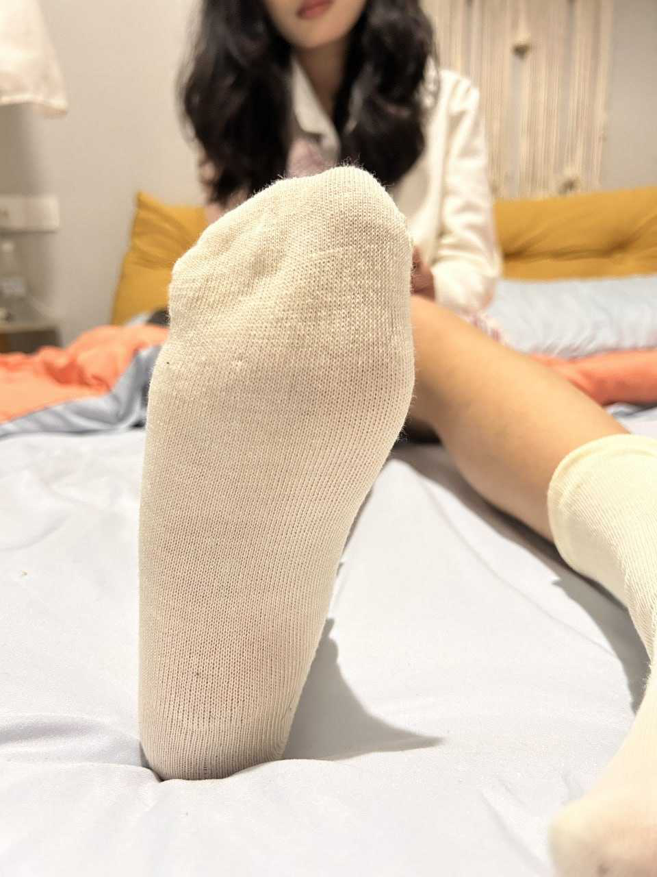 约舔小林黑丝裸足